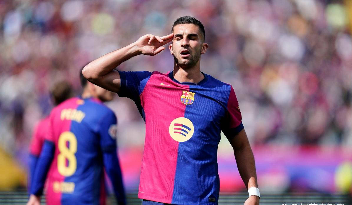 突发！莱万血染赛场，25岁天才或迎关键时刻崛起