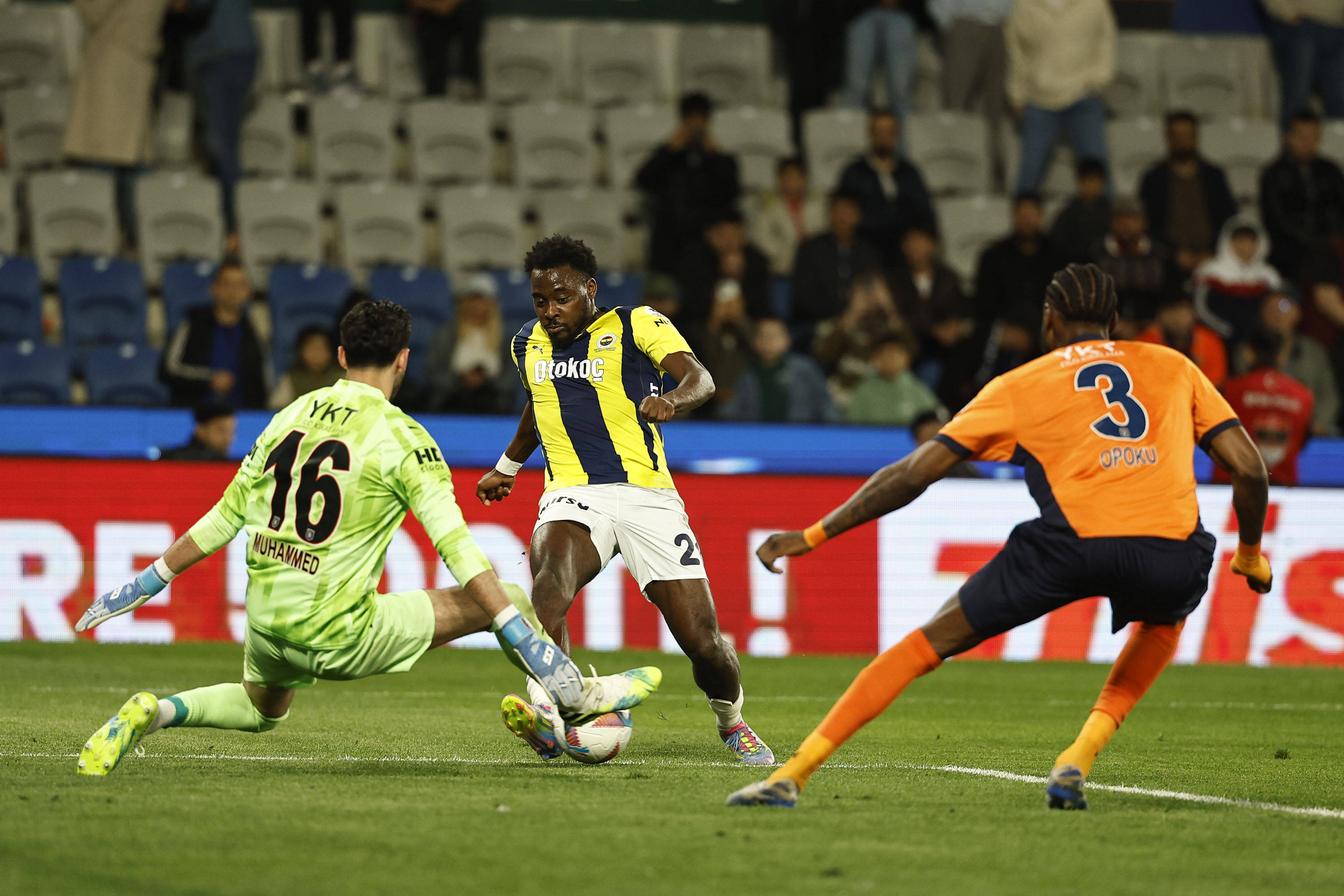 体面的分手，奥萨伊与费内巴切互道祝福，穆里尼奥两翼折损无可避免